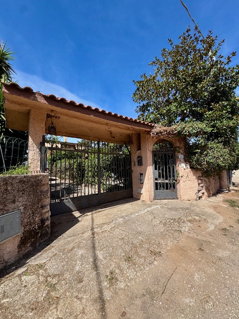 AMPIO APPARTAMENTO A NETTUNO